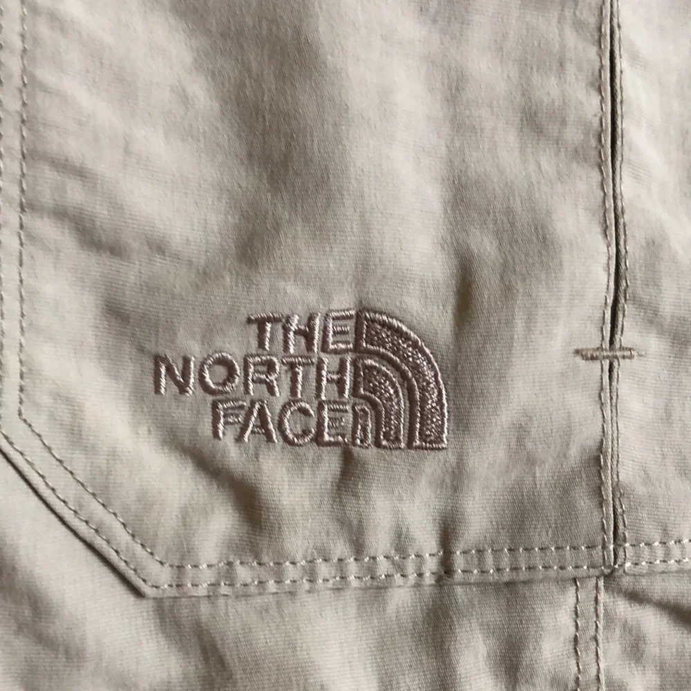 NORTH FACE CARGO SHORTS XXL NYLON NORTH FACE XXL TAN CARGO SHORtS